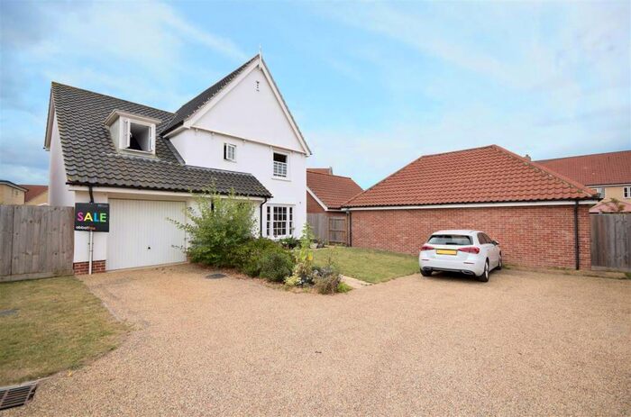 4 Bedroom Detached House For Sale In Wroxham, NR12