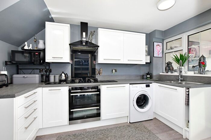 3 Bedroom Terraced House For Sale In The Gossamers, Watford, WD25