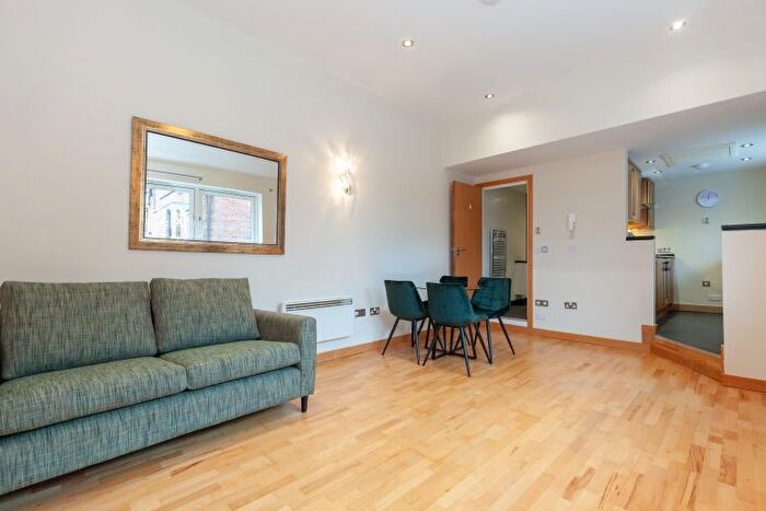 1 Bedroom Flat To Rent In Banbury Road, Oxford, OX2