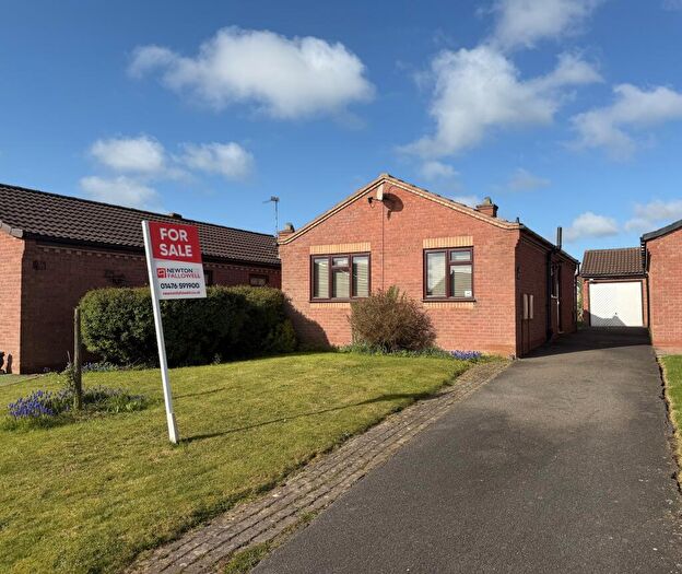 2 Bedroom Detached Bungalow For Sale In Manchester Way, Grantham, NG31