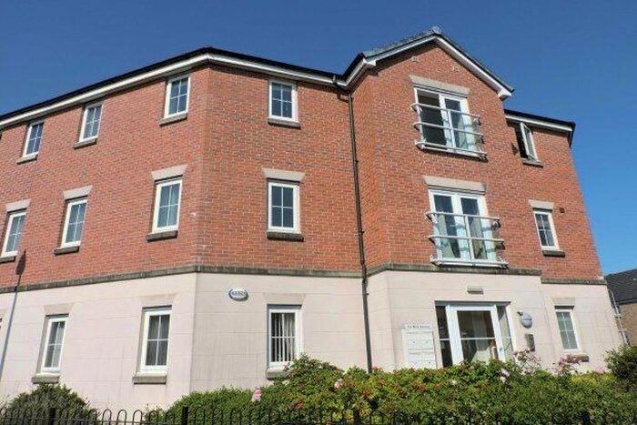 Studio To Rent In Six Mills Avenue, Swansea, SA4