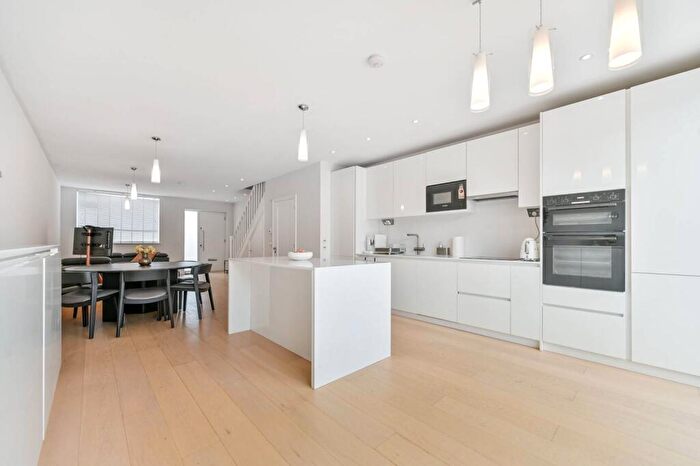 2 Bedroom Semi-Detached House To Rent In Akerman Road, Surbiton, KT6