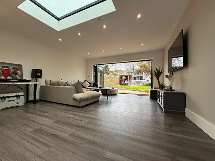 4 Bedroom Semi-Detached House For Sale In Westfield Road, Birchington, CT7