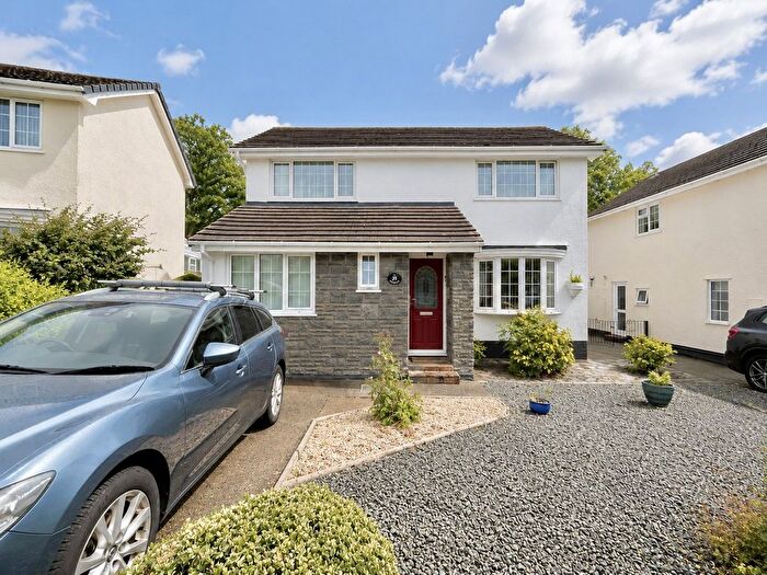 3 Bedroom Detached House For Sale In Clover Park, Haverfordwest, Pembrokeshire, SA61