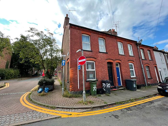 3 Bedroom End Of Terrace House To Rent In Arthur Street, Luton, Beds, LU1