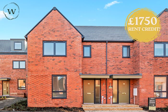 3 Bedroom Semi-Detached House To Rent In Eredine Crescent, Milton Keynes, Buckinghamshire, MK5