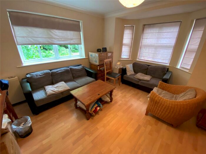 2 Bedroom Apartment To Rent In Brigadier Close, Manchester, M20