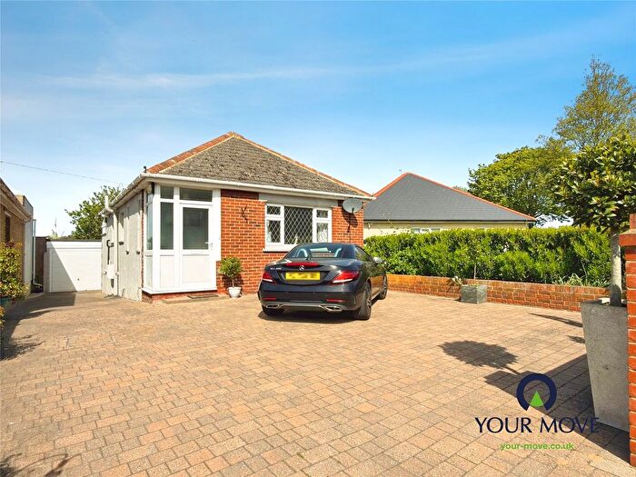 2 Bedroom Bungalow For Sale In Chilton Lane, Ramsgate, Kent, CT11