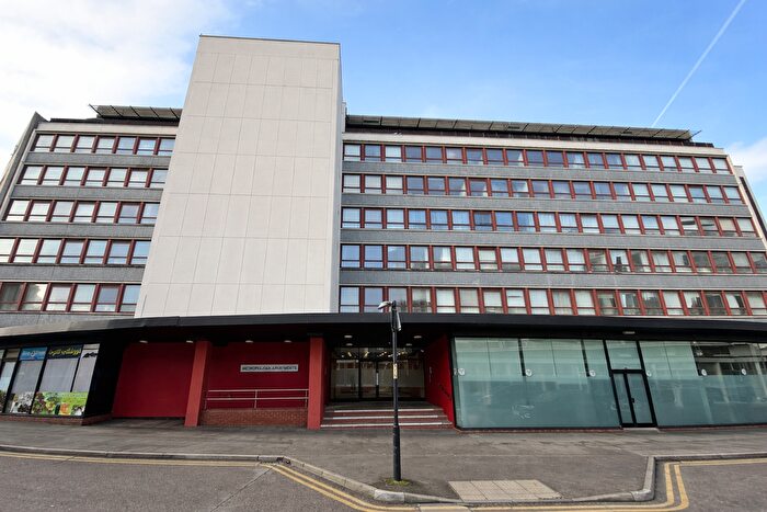 1 Bedroom Flat To Rent In Lee Circle, Leicester, LE1