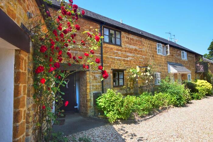 2 Bedroom Property For Sale In Duns Tew, Bicester, OX25