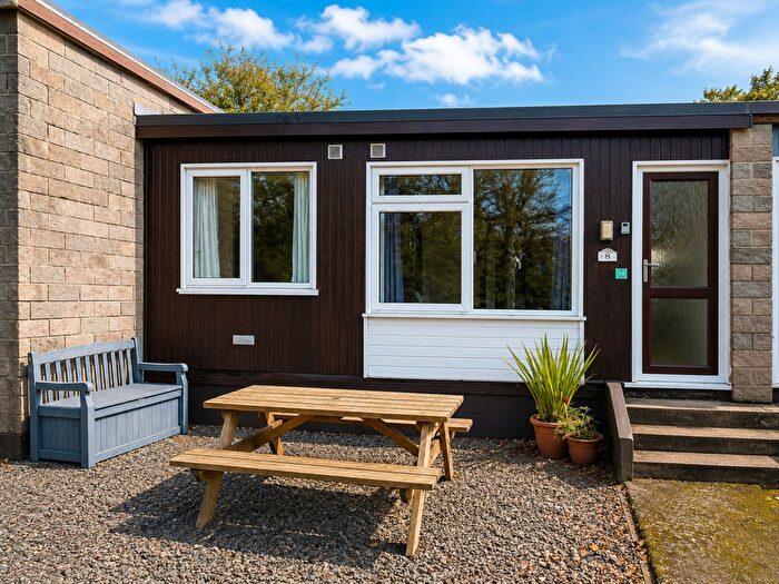 2 Bedroom Terraced Bungalow For Sale In The Glade, Bude, EX23