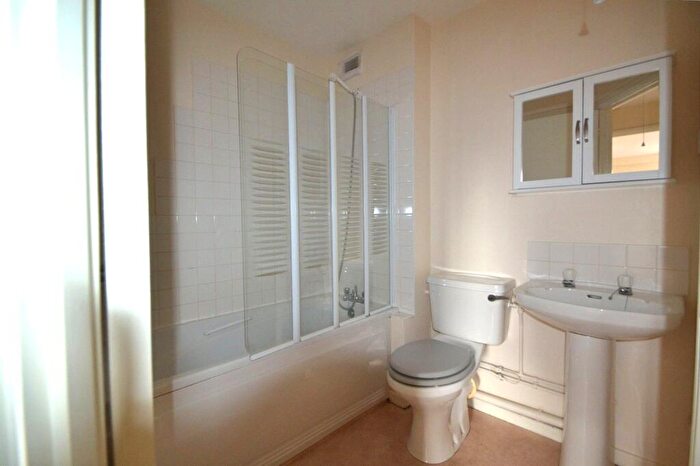 1 Bedroom Flat To Rent In Old Snow Hill, Birmingham, West Midlands, B4