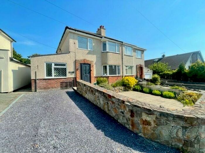 3 Bedroom Semi-Detached House To Rent In Blaen Nant, Llanrwst, LL26