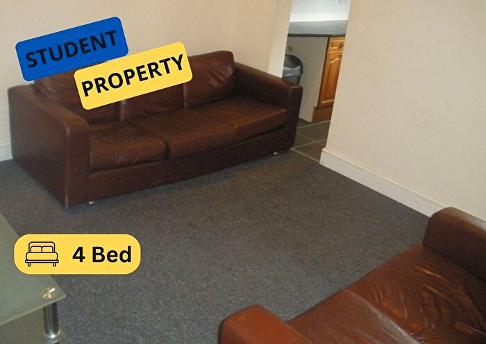4 Bedroom Terraced House To Rent In Boughey Road, Stoke-On-Trent, ST4