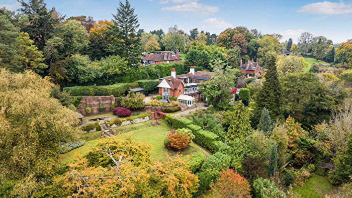 5 Bedroom Semi-Detached House To Rent In Upper Court Road, Woldingham, CR3