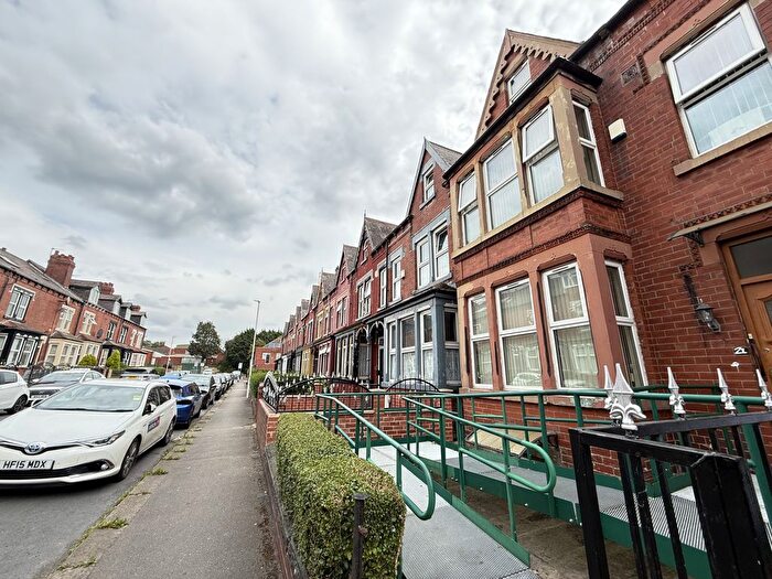 4 Bedroom Terraced House To Rent In Savile Road, Leeds, West Yorkshire, LS7