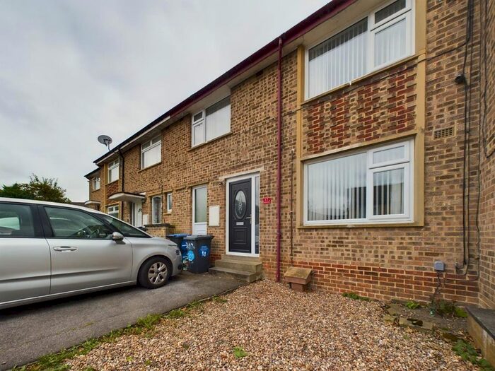 3 Bedroom Terraced House To Rent In Stubbing Way, Shipley, BD18
