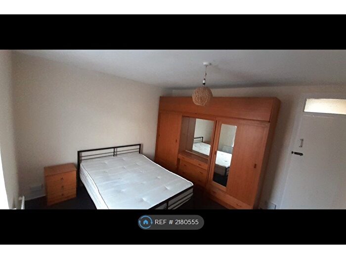 3 Bedroom Terraced House To Rent In Brock Road, London, E13