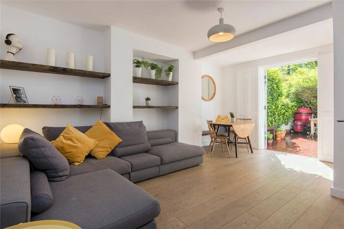 1 Bedroom Flat To Rent In Colvestone Crescent, London, E8