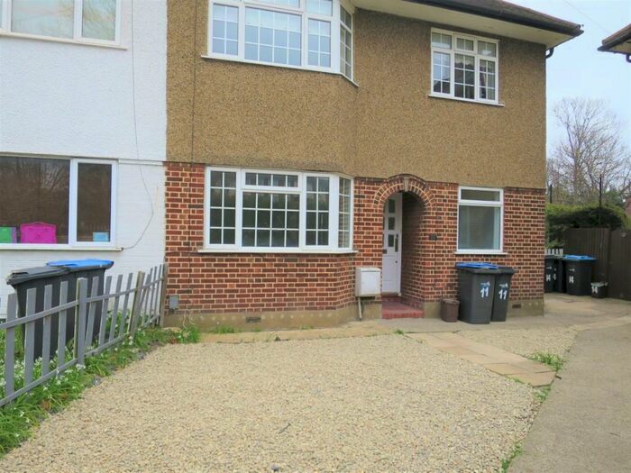 2 Bedroom Flat To Rent In Cuba Drive, EN3