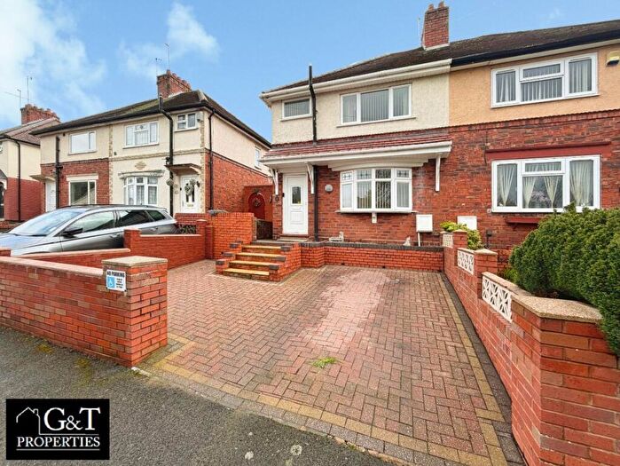 3 Bedroom Semi Detached House For Sale In Grove Crescent, Brierley Hill, DY5