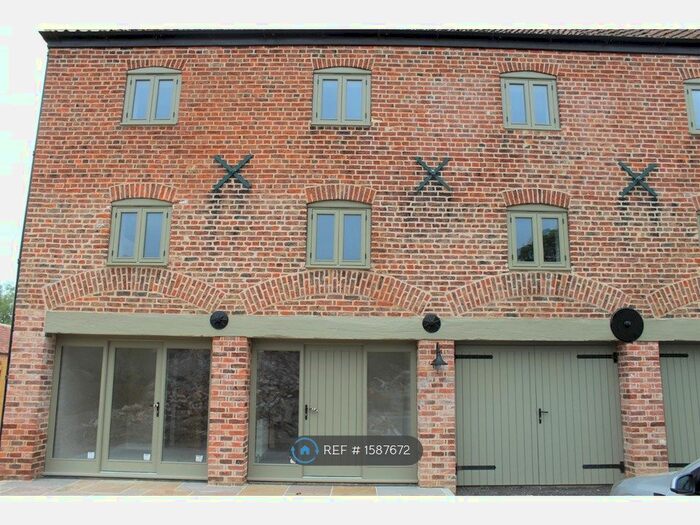 3 Bedroom Semi-Detached House To Rent In The Granary, Carrington, Boston, PE22