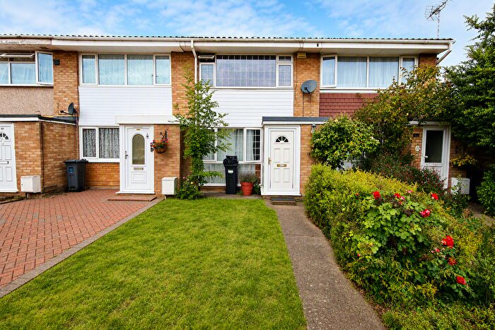 2 Bedroom Terraced House To Rent In Sheepcote Close, Hounslow, TW5