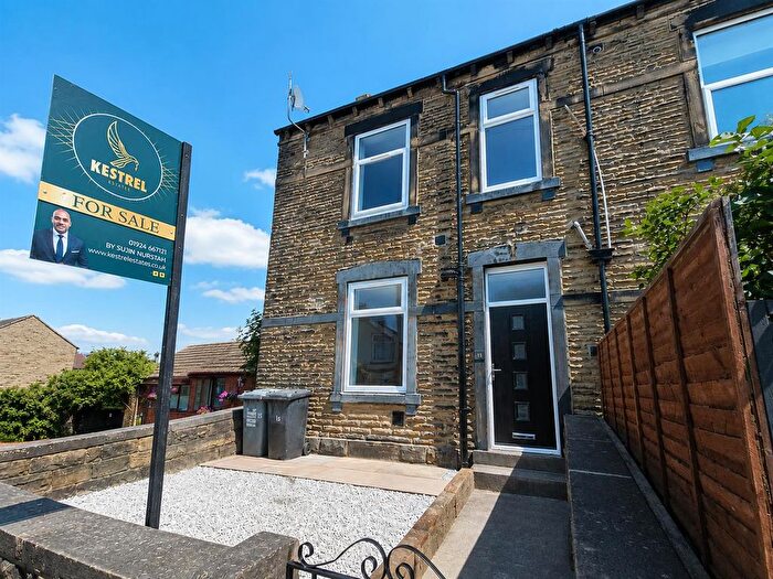 2 Bedroom End Of Terrace House For Sale In Scotchman Lane, Morley, Leeds, LS27