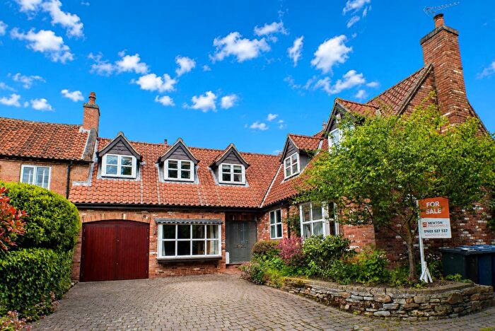 4 Bedroom Character Property For Sale In Browns Lane, East Bridgford, Nottingham, NG13