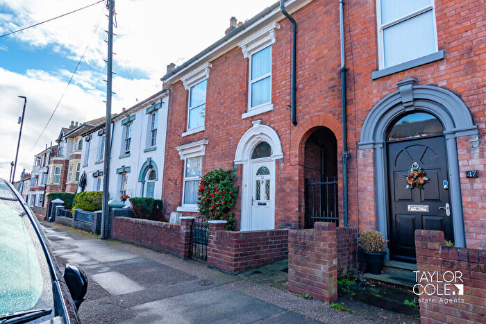 3 Bedroom Terraced House For Sale In Albert Road, Tamworth, B79