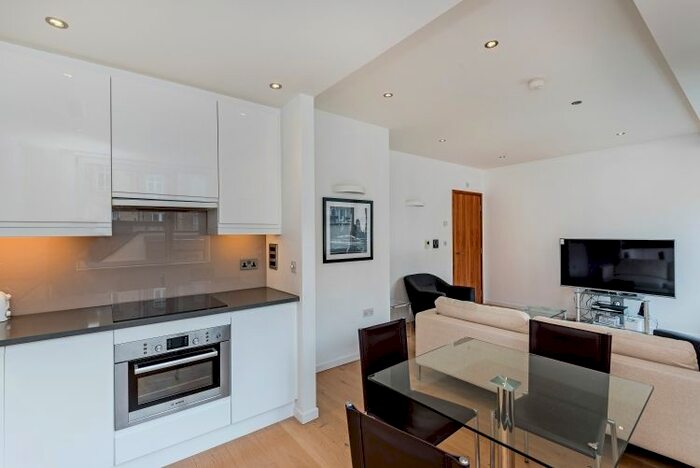 1 Bedroom Flat To Rent In Baker Street, London, W1U