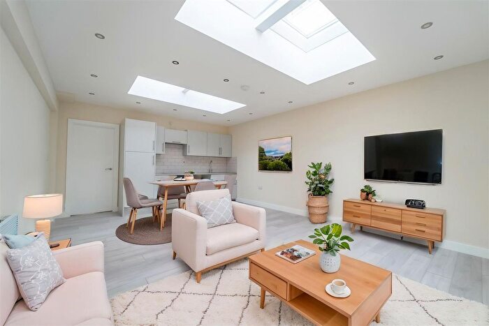 1 Bedroom Flat To Rent In Manchester Road, Burnley, BB11