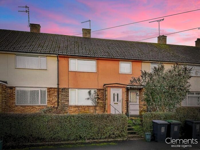 3 Bedroom Property To Rent In Lyne Way, Hemel Hempstead, HP1