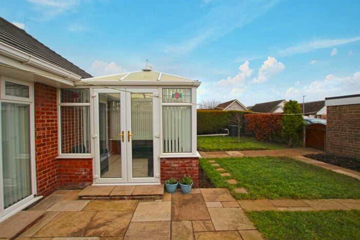 3 Bedroom Semi-Detached Bungalow For Sale In Garstang Road, Marshside, Southport, PR9