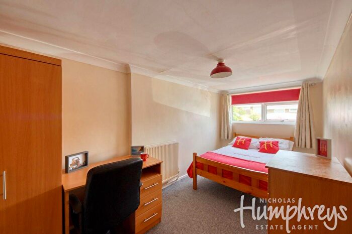 1 Bedroom Terraced House To Rent In Bed Student Home - Ulcombe Gardens, CT2