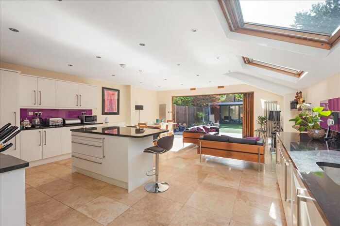 5 Bedroom Semi-detached House For Sale In Inglethorpe Street, Fulham, SW6