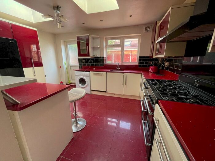 3 Bedroom Terraced House To Rent In Natal Road, Ilford, IG1