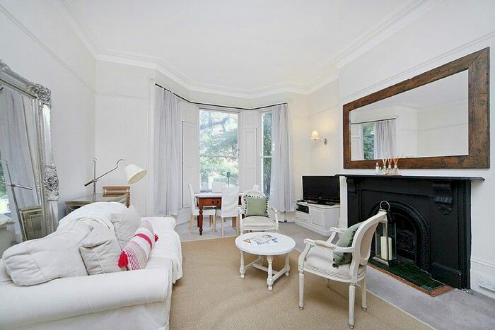 1 Bedroom Flat To Rent In Elsham Road, London, W14