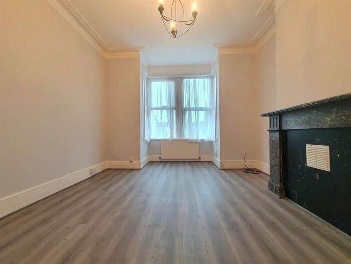 1 Bedroom Flat To Rent In Derby Road, Enfield, EN3