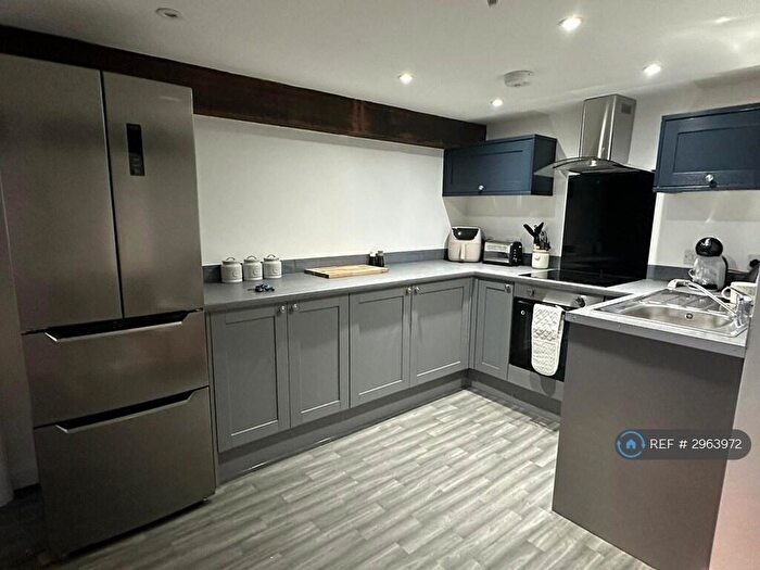 2 Bedroom Flat To Rent In Barnby Dun, Doncaster, DN3