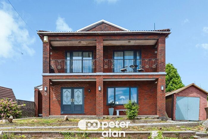 3 Bedroom Detached House For Sale In Bryngelli Drive, Treboeth, Swansea, SA5