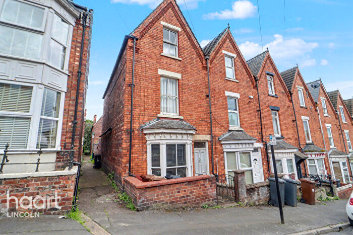 4 Bedroom End Of Terrace House For Sale In Arboretum Avenue, Lincoln, LN2
