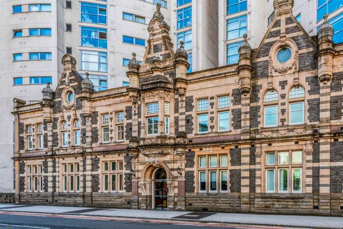 2 Bedroom Apartment To Rent In Bute Terrace, Cardiff, CF10