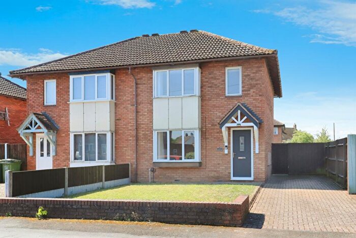 3 Bedroom Semi-Detached House For Sale In Ferguson Drive, Kidderminster, DY11