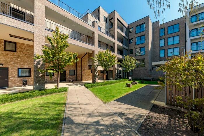 1 Bedroom Flat To Rent In Axio Way, London, E3