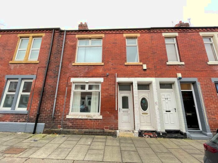 1 Bedroom Ground Flat To Rent In Collingwood Street, West Park, South Shields, Tyne And Wear, NE33