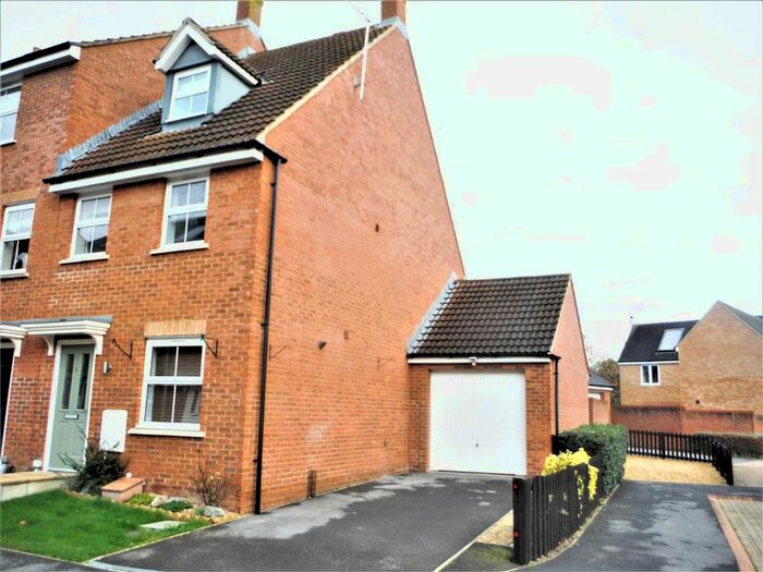 3 Bedroom Semi-Detached House To Rent In Lockem Road, Devizes, SN10