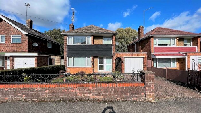 3 Bedroom House To Rent In Capell Gardens, Corby, NN18