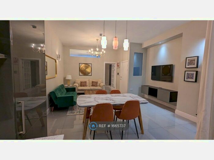 1 Bedroom Flat To Rent In Dawes Road, London, SW6