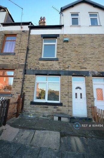 3 Bedroom Terraced House To Rent In Holdroyds Yard, Dodworth, Barnsley, S75